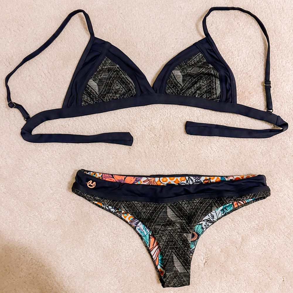 Maaji bikini top & bottom👙